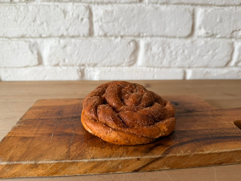 Cinnamon Knot