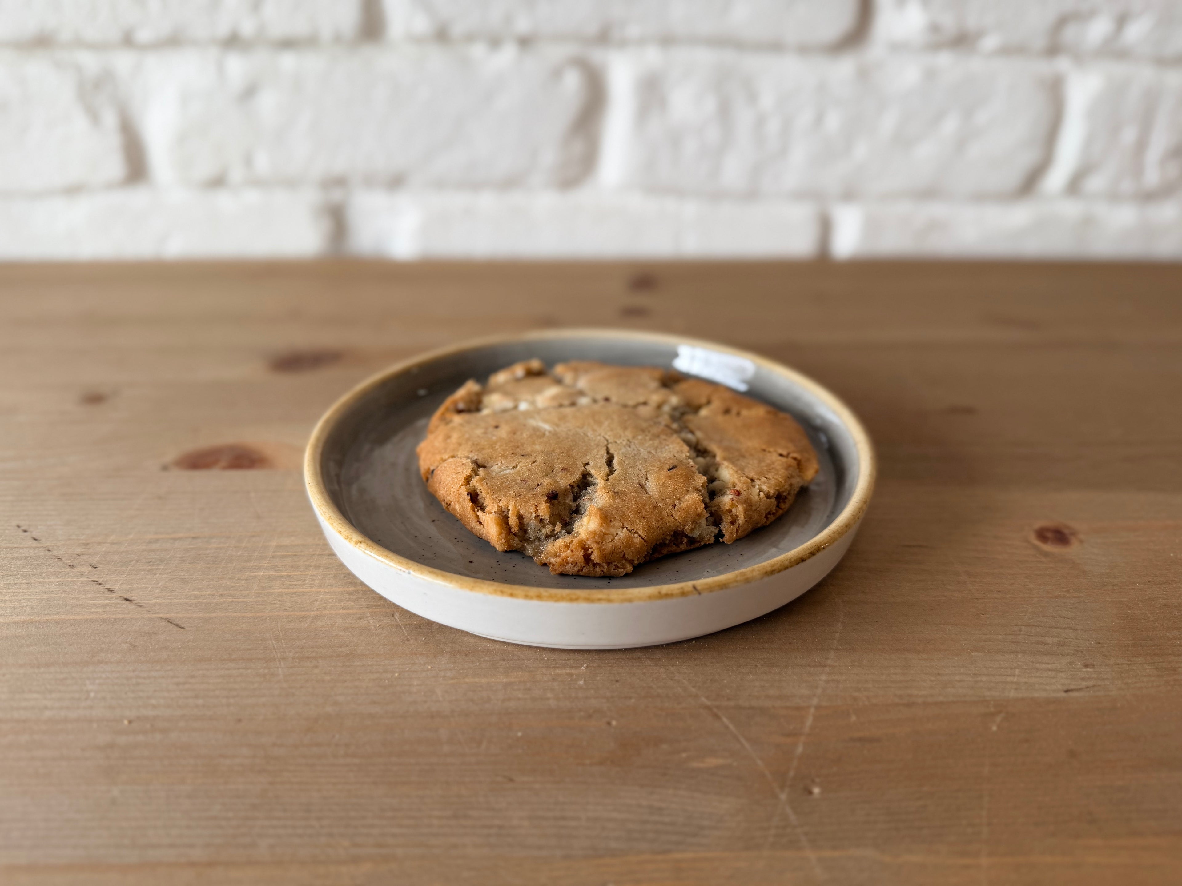 Raspberry & White Chocolate Cookie