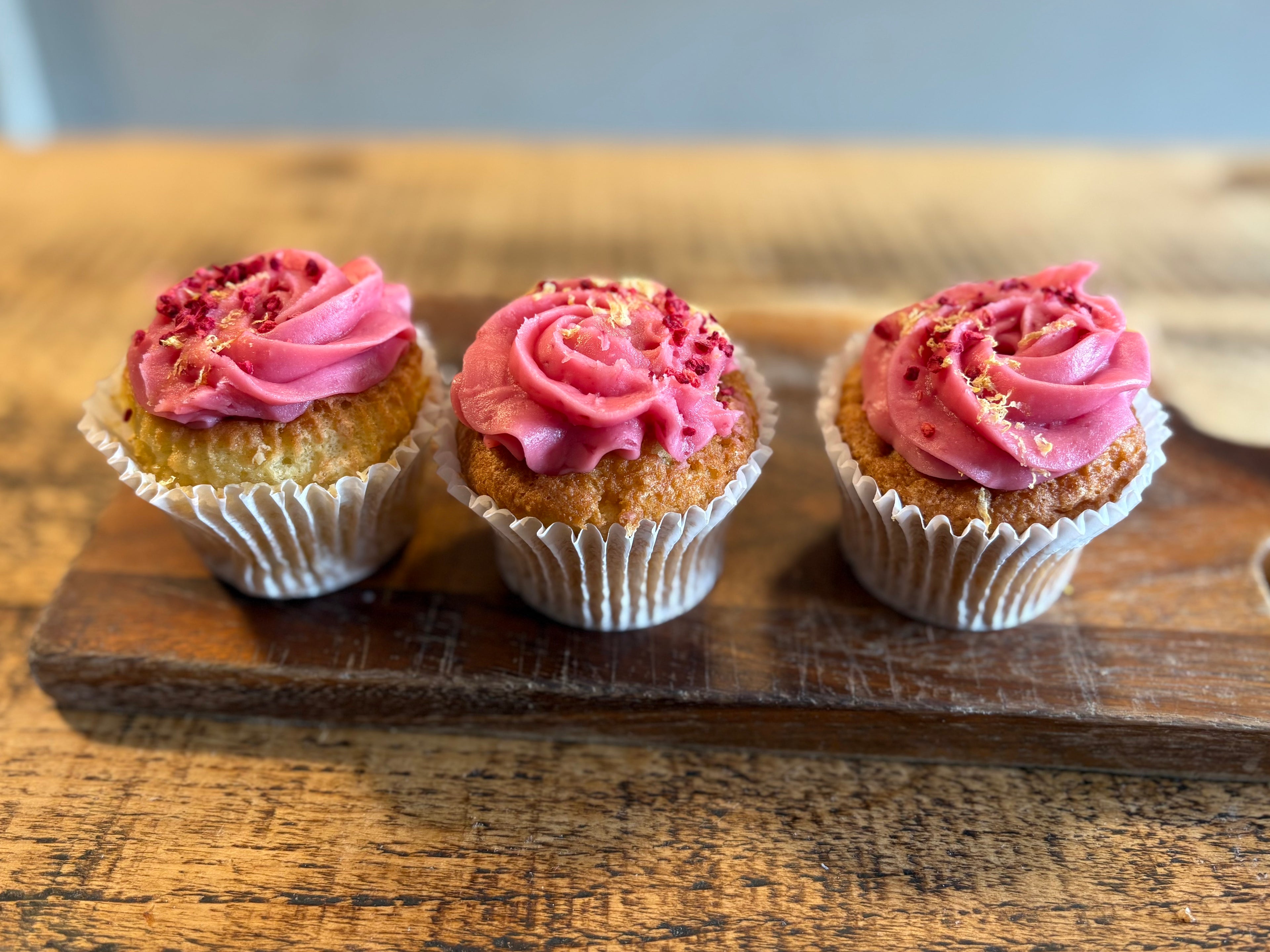Lemon & Raspberry Cupcake